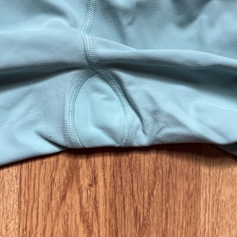 Athleta Salutation Pocket Leggings - Picture 4 of 6